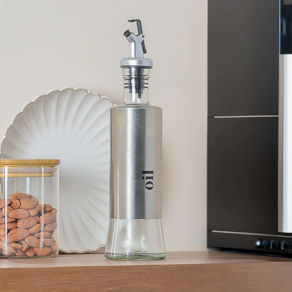 Culina Oil Dispensing Bottle - Medium - Image 5