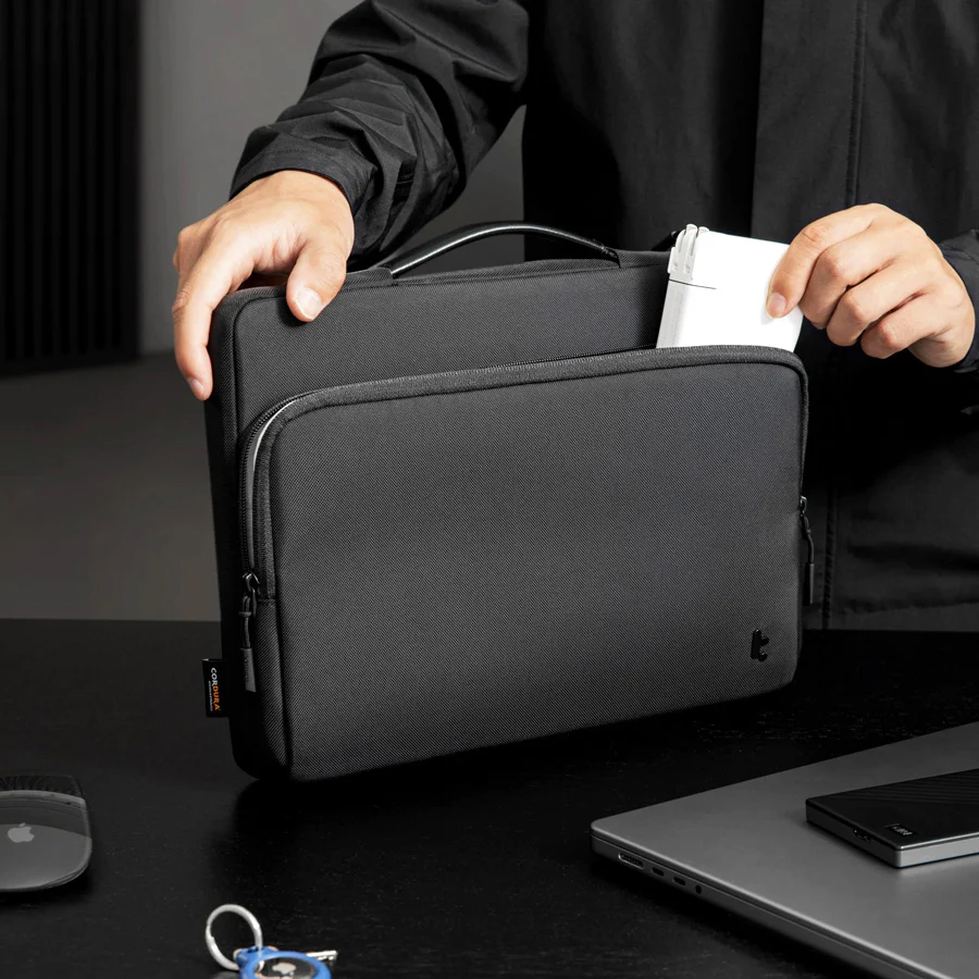 Defender A14 Premium Laptop Briefcase - Black 12 to 13 Inch - Image 6