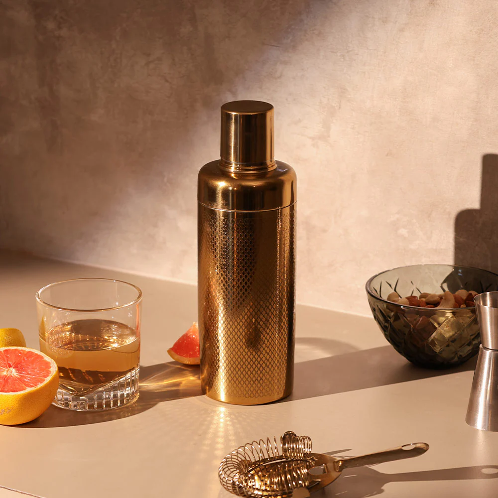 Deus Cocktail Shaker 650ml - Gold - Image 4