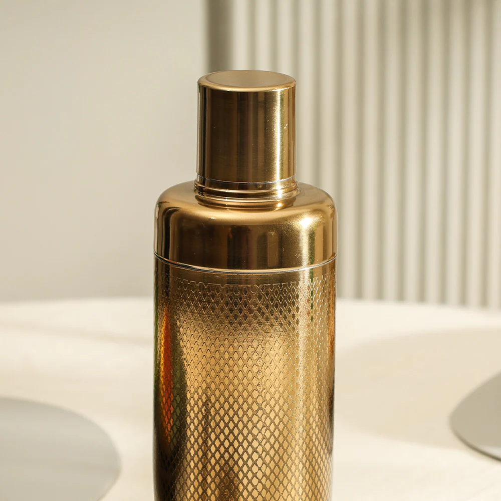 Deus Cocktail Shaker 650ml - Gold - Image 5