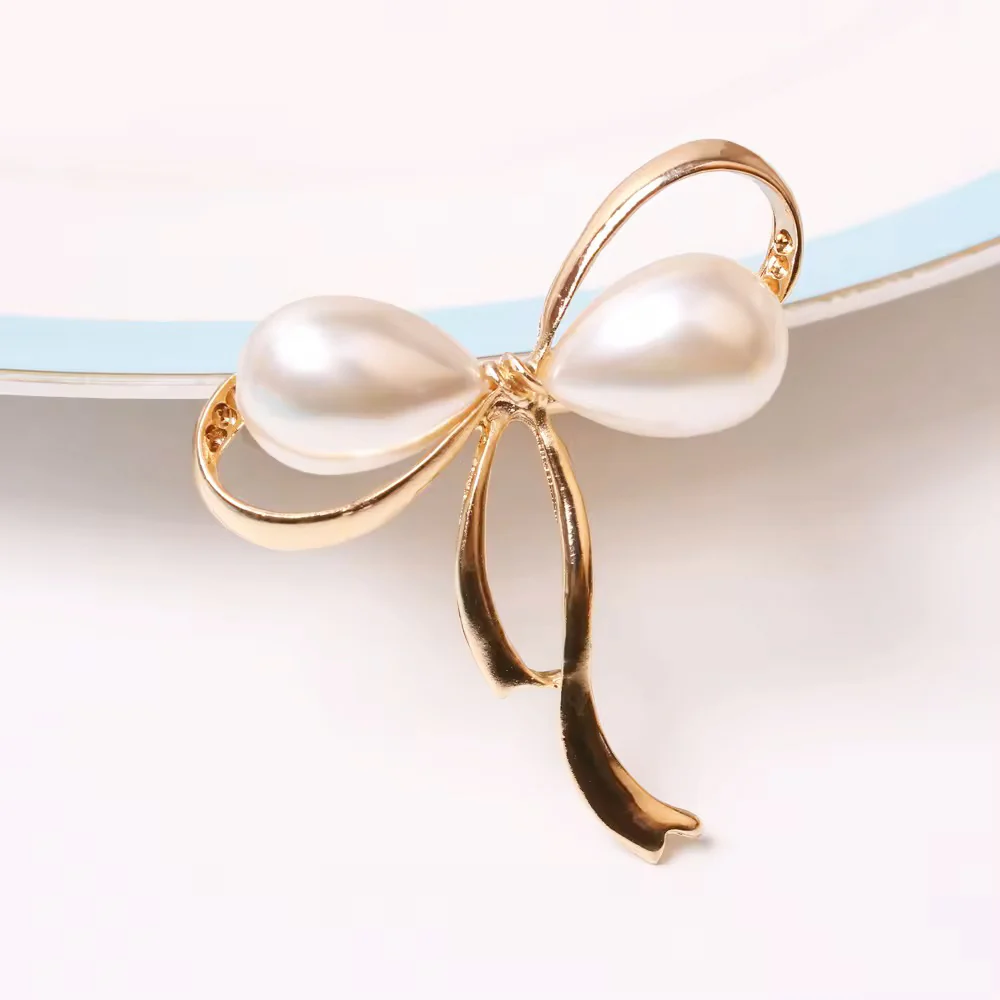 Dove Napkin Rings, Set of 6 - Gold - Image 9