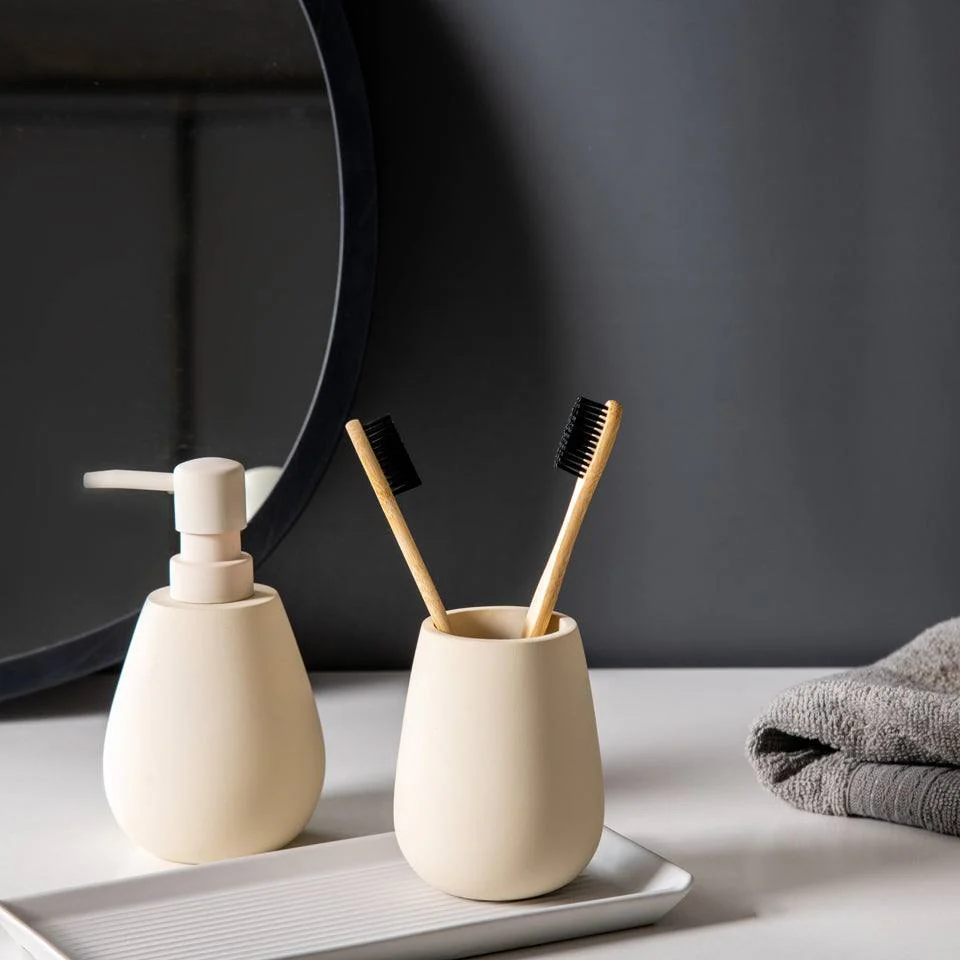 Drip Toothbrush Tumbler - Beige - Image 4