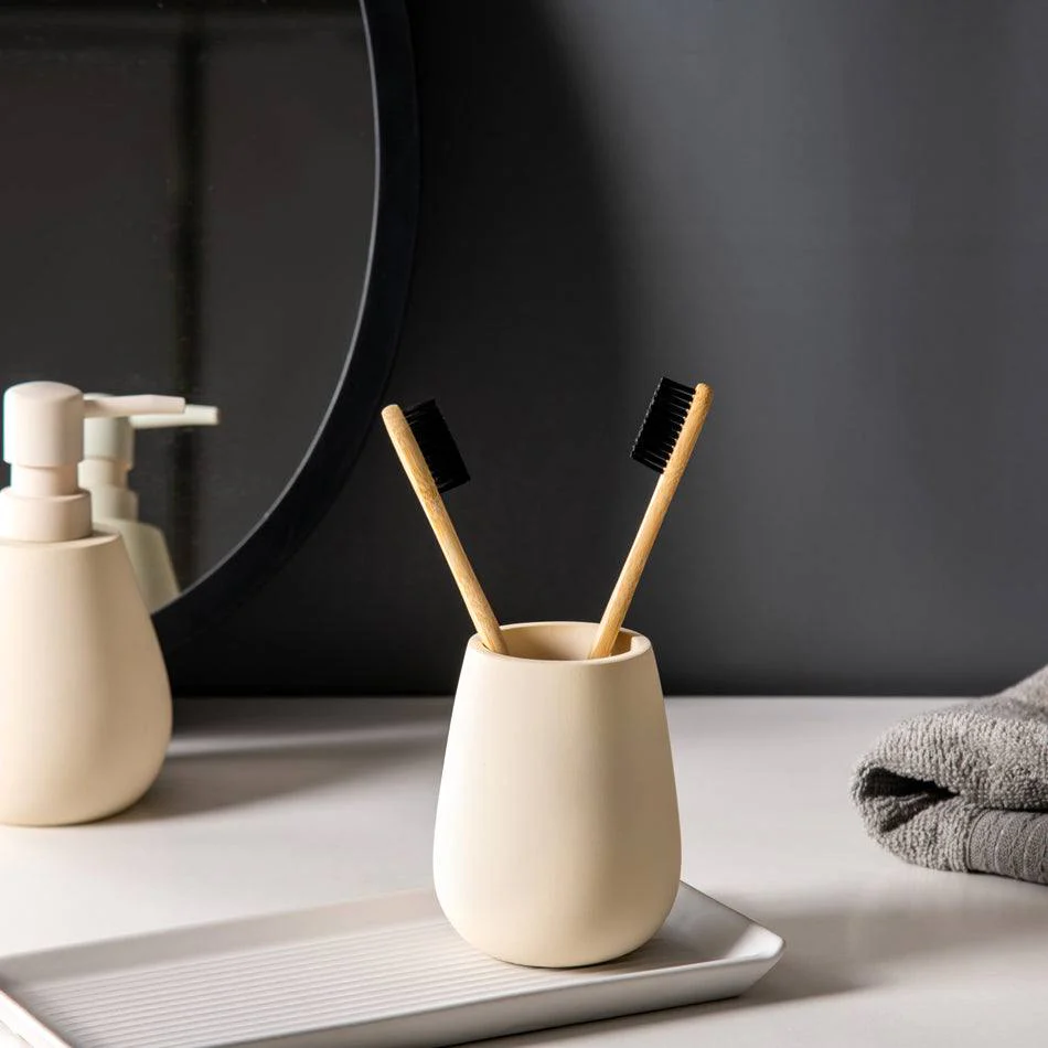 Drip Toothbrush Tumbler - Beige - Image 5