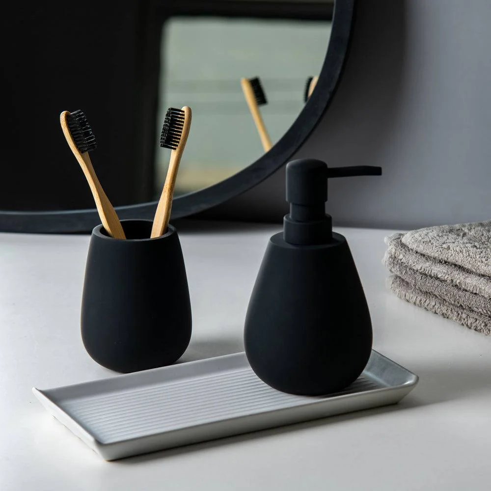 Drip Toothbrush Tumbler - Black - Image 4