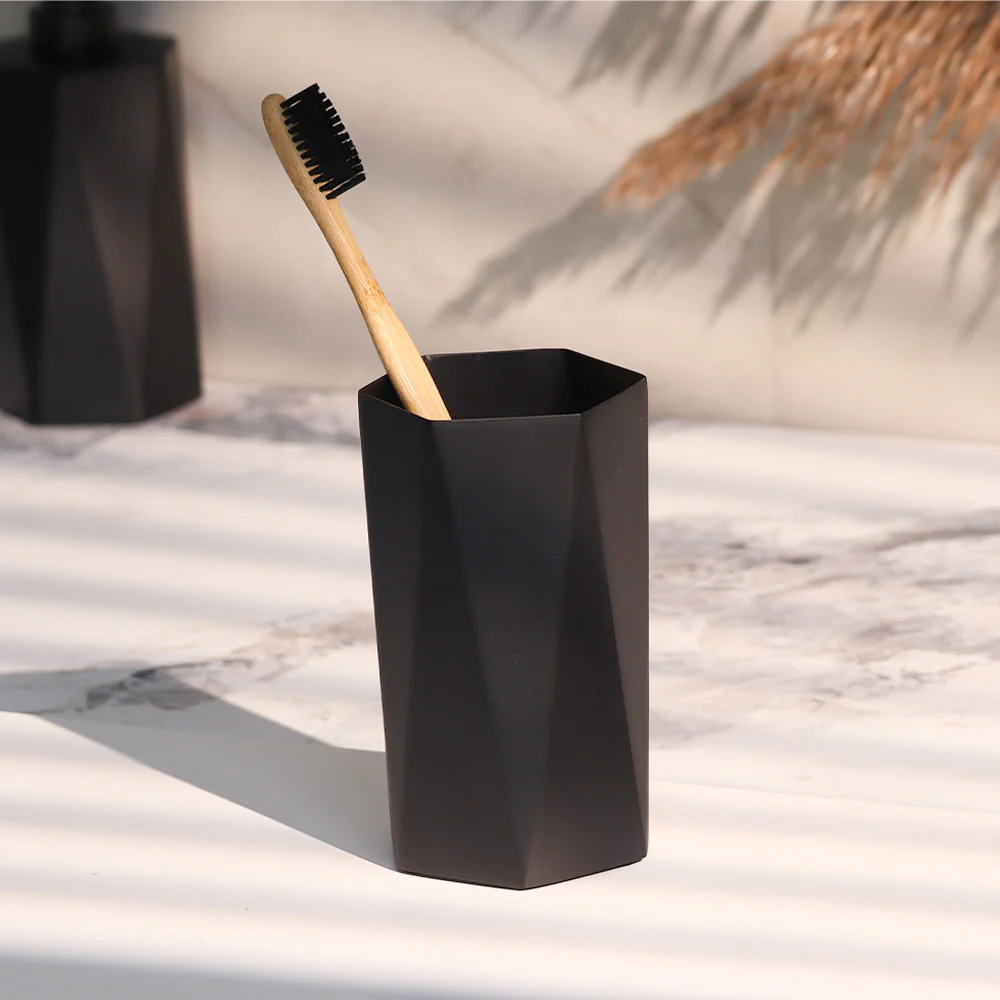 Duke Toothbrush Tumbler - Black - Image 5
