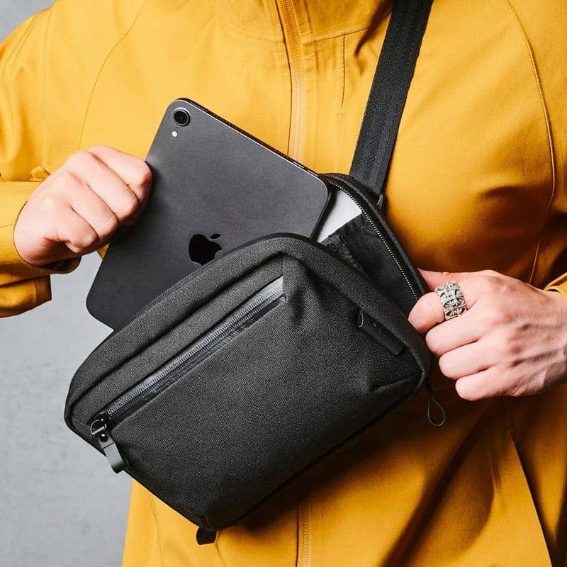 Elements Tech Case V2 - Axoflux Black - Image 2