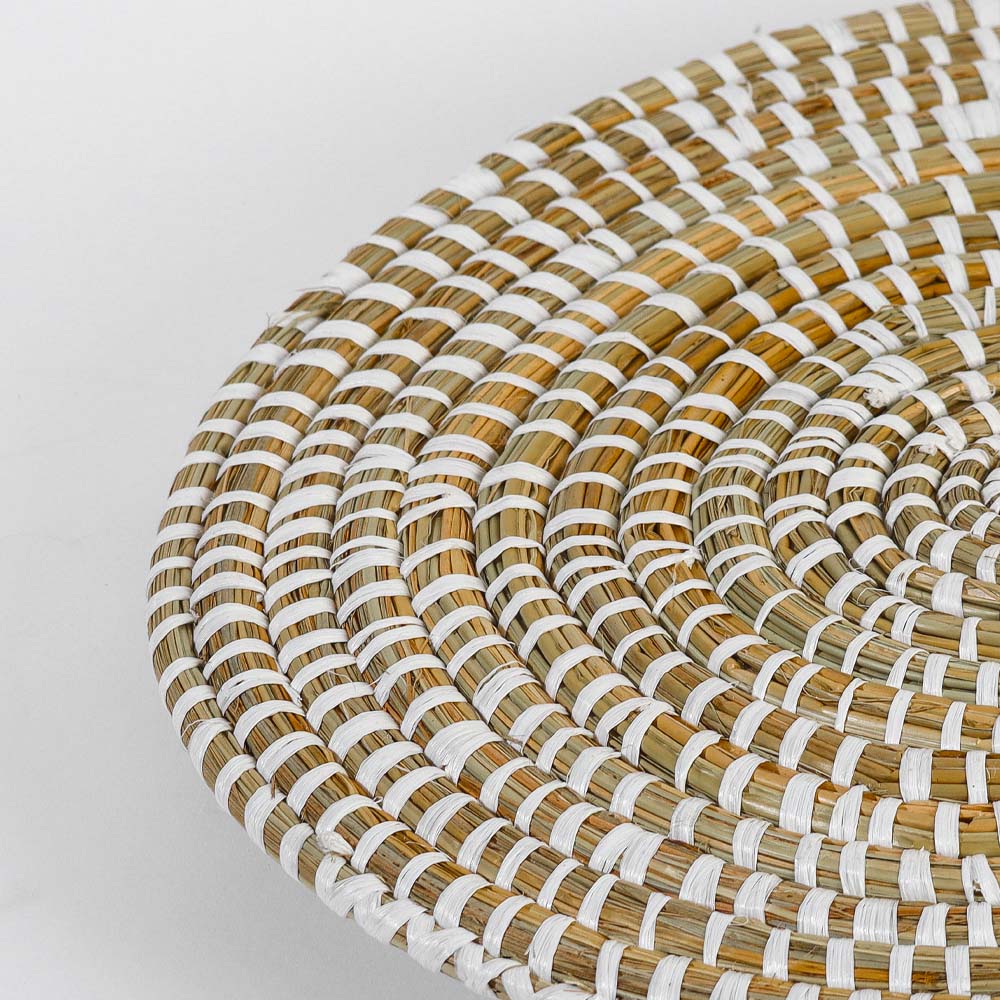 Elio Kaisa Round Placemats Large, Set of 4 - Natural - Image 4