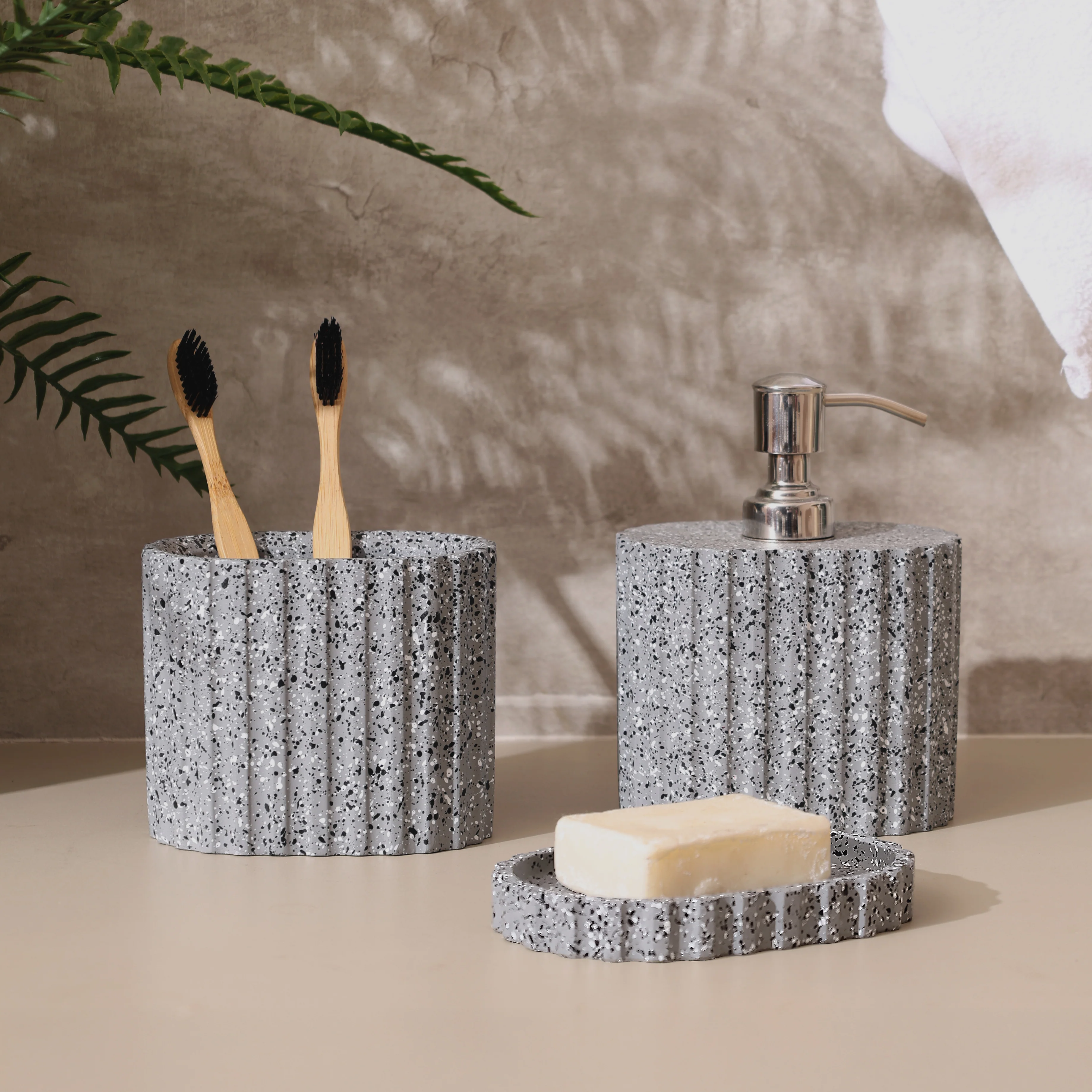 Emory 3-Piece Bathroom Set - Speckled Grey - Image 5
