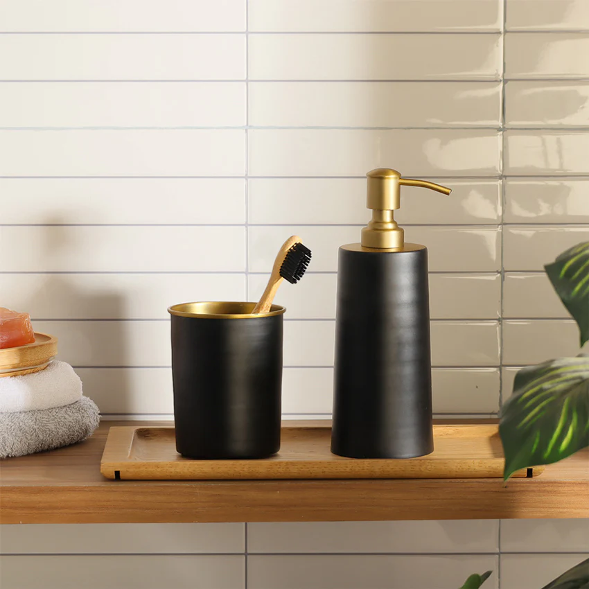 Eris Toothbrush Tumbler - Black Gold - Image 4