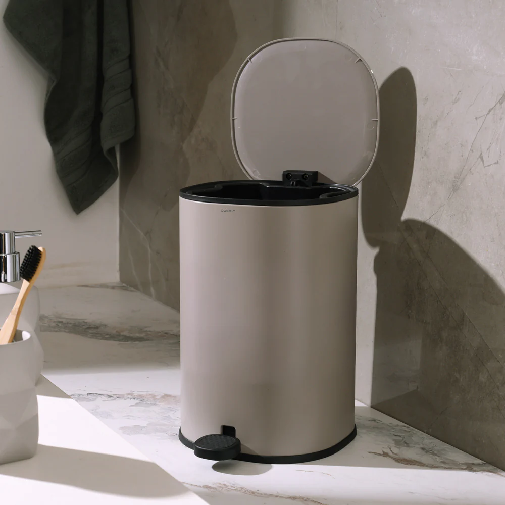 Essentials Sqround Pedal Bin 5L - Sand - Image 2