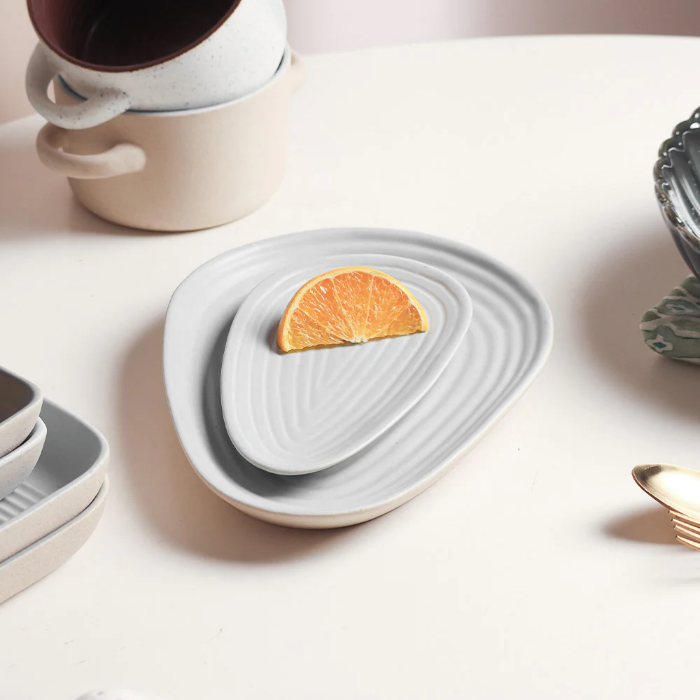Etre Drop Serving Plate Medium - Dove Grey - Image 5