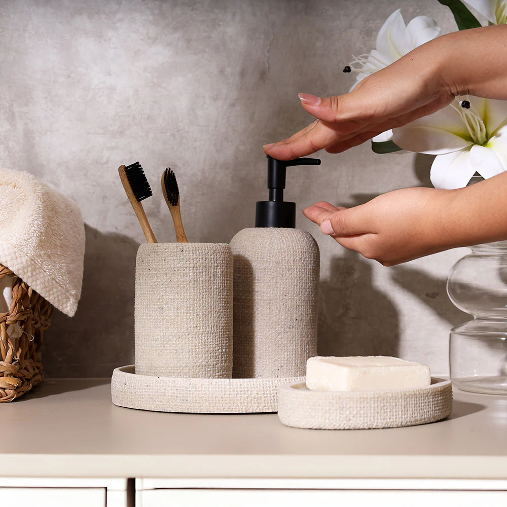 Eve 4-piece Bathroom Set - Greige - Image 5
