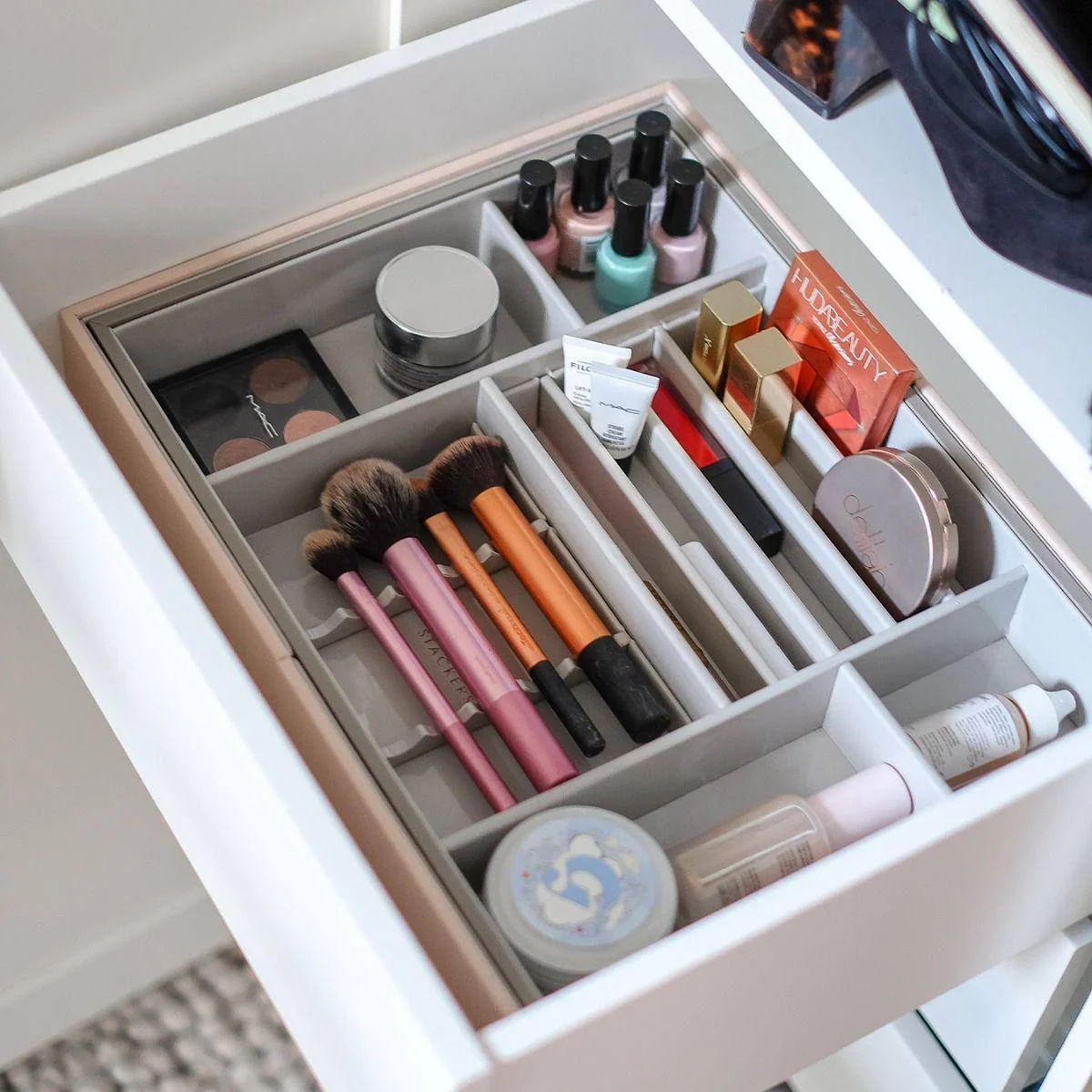Expandable In-Drawer Makeup Organiser - Blush Pink - Image 3