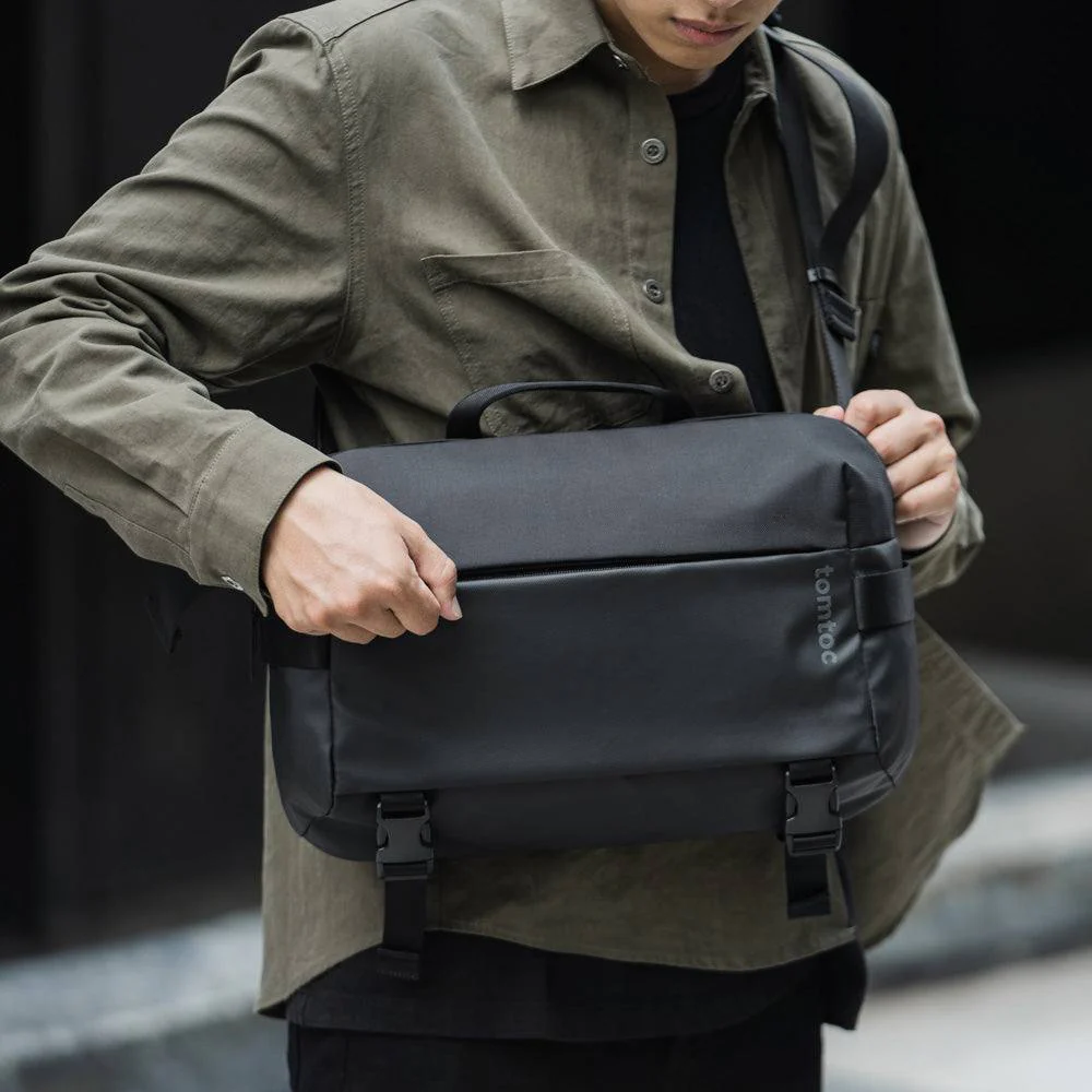 Explorer Sling Bag Large - Black - Image 8