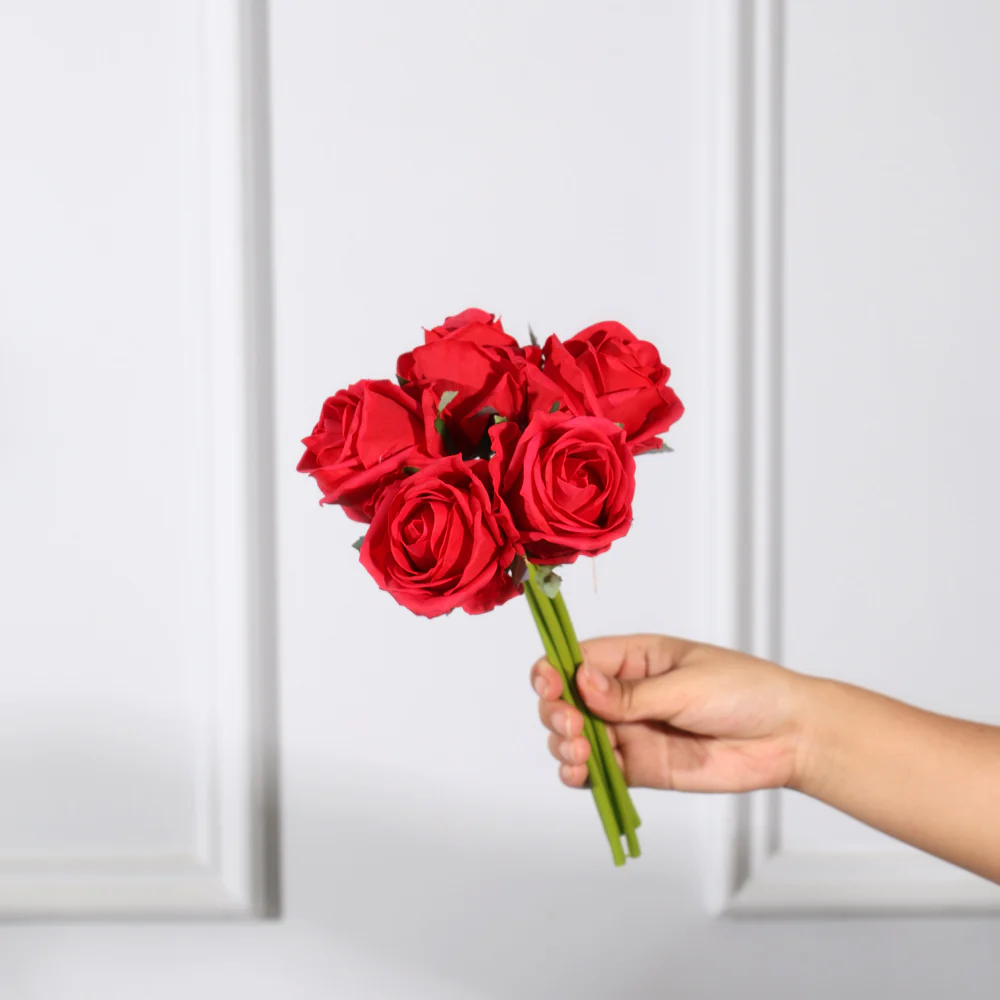 French Roses Faux Bunch Short - Red - Image 3