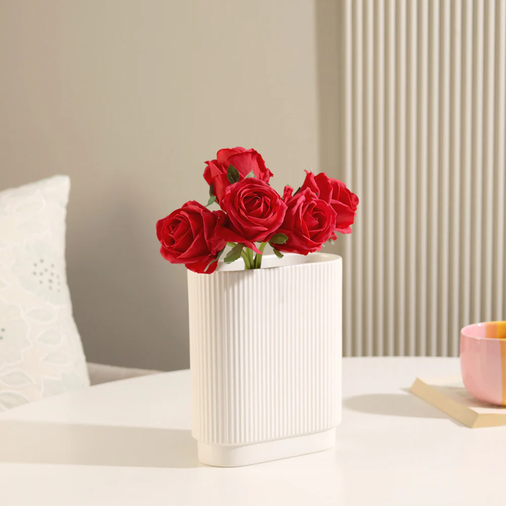 French Roses Faux Bunch Short - Red - Image 4