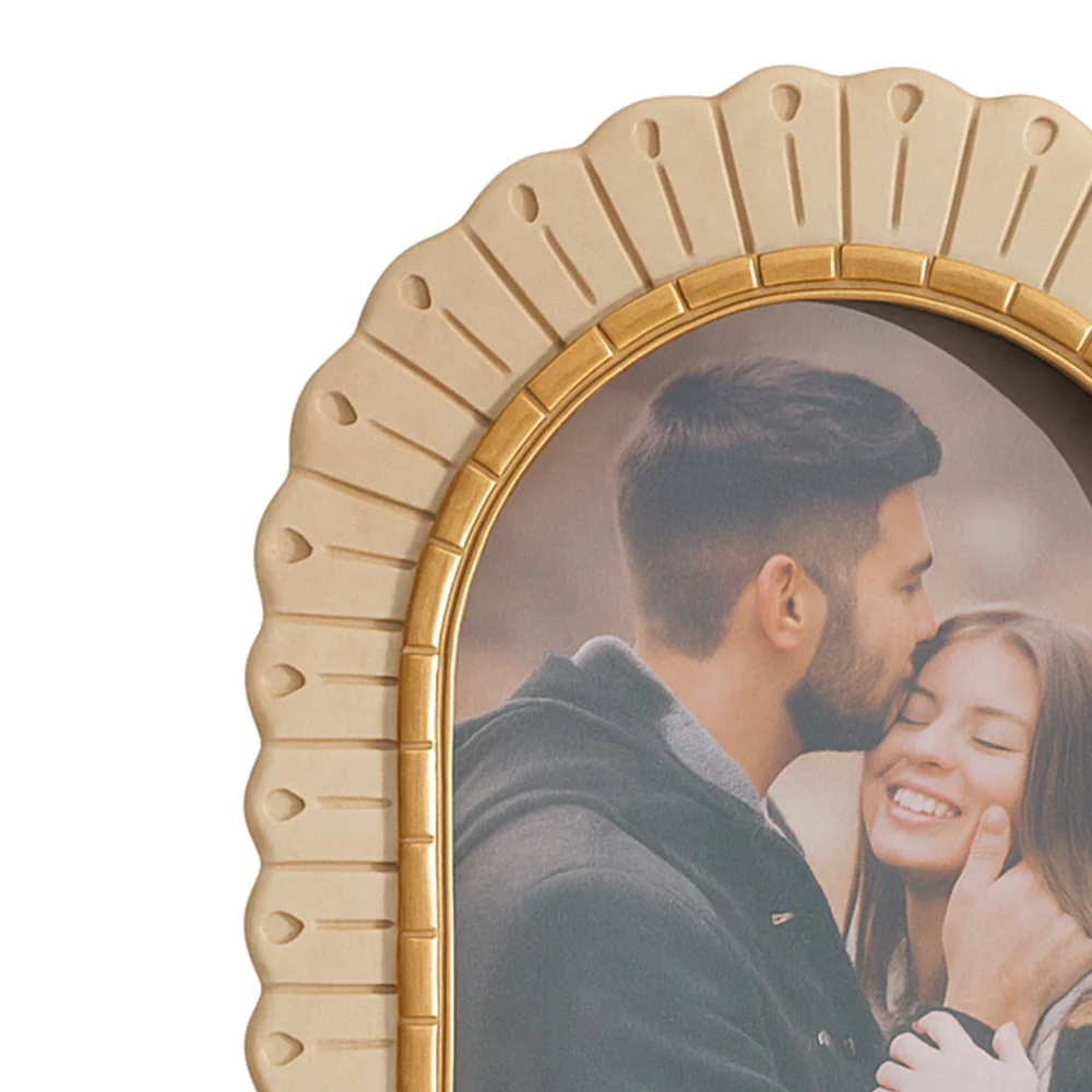 Frieze Portrait Photo Frame Large - Ivory Gold - Image 4