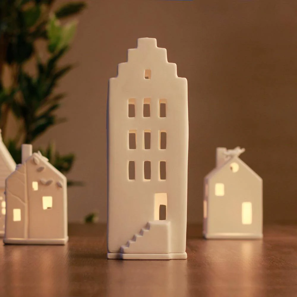 Gable House Tealight Holder & Sculpture Medium - Image 2