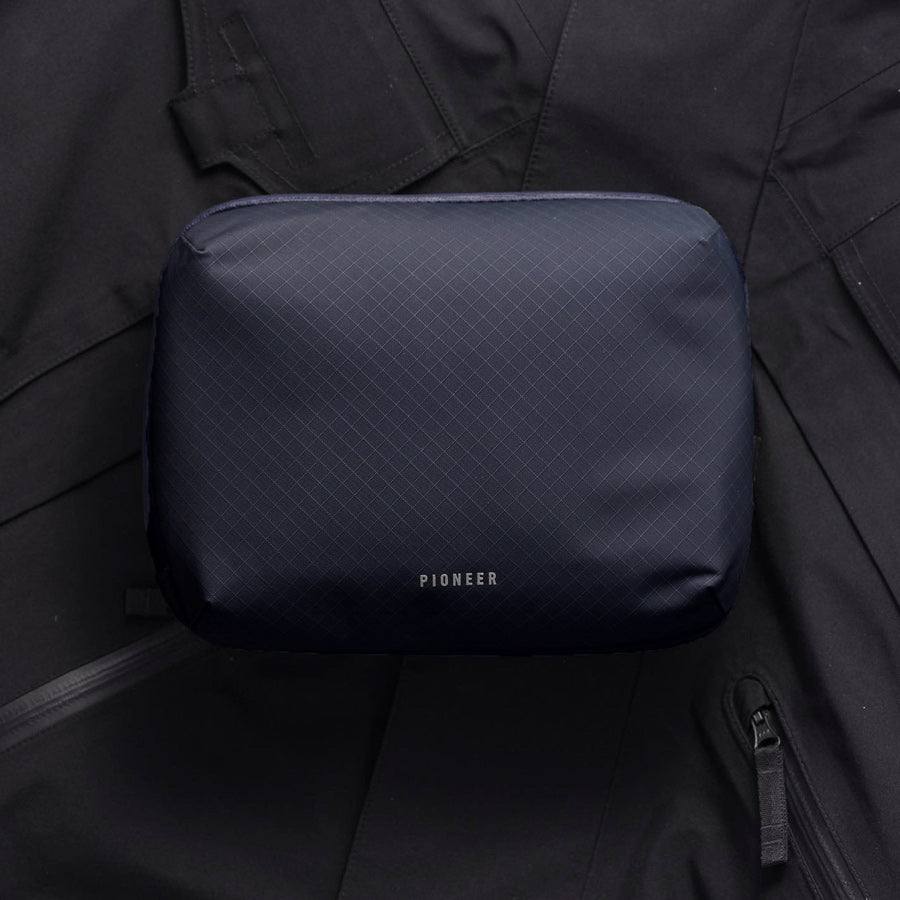 Global Travel Pouch - Navy - Image 4