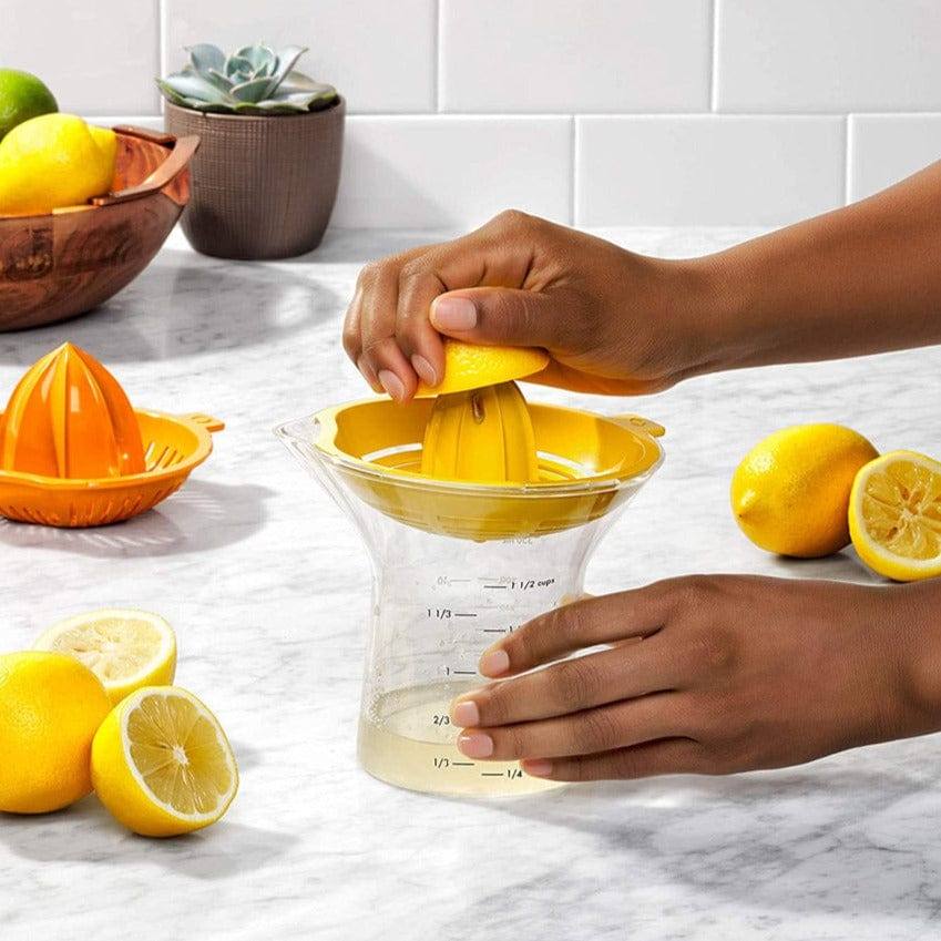 Good Grips 2-in-1 Citrus Juicer - Image 6