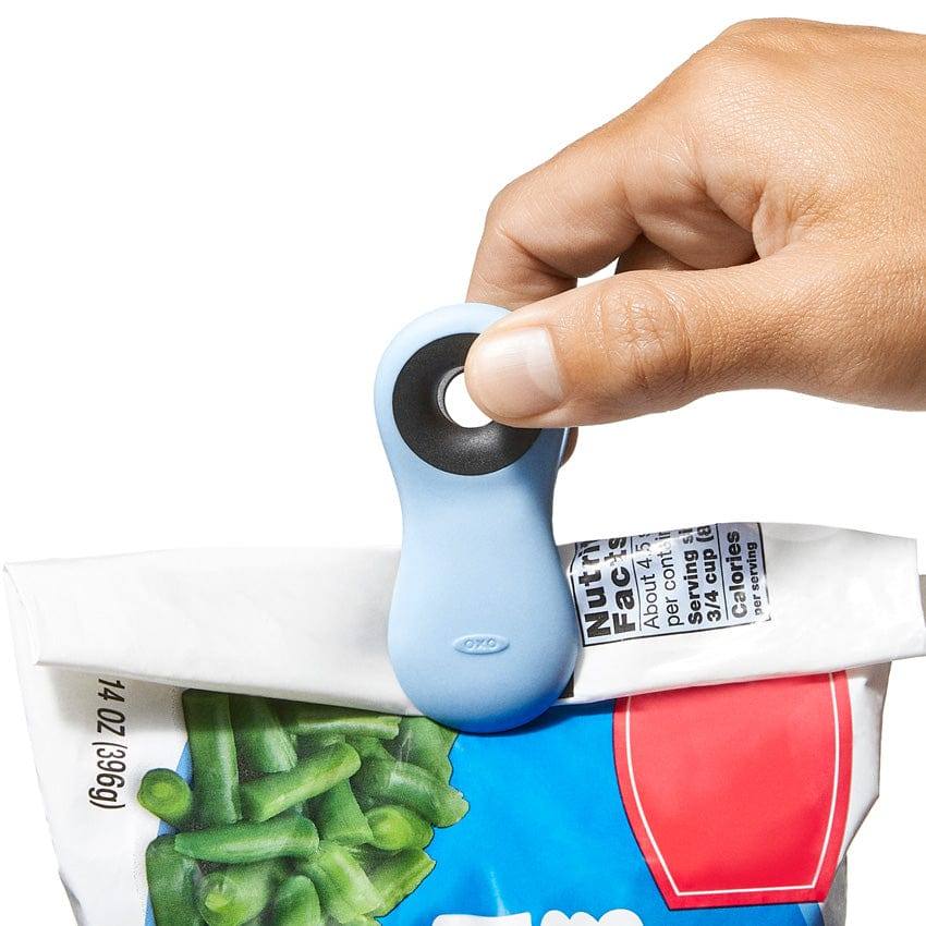 Good Grips All-Purpose Magnetic Clips, Set of 4 - Image 2
