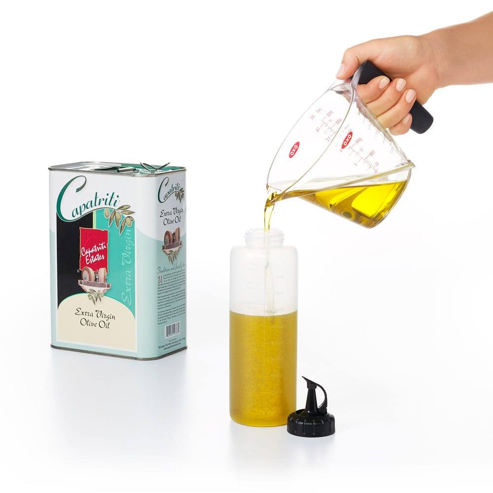 Good Grips Chef's Squeeze Bottle 355ml - Image 4