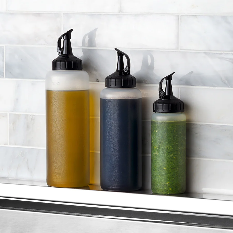 Good Grips Chef's Squeeze Bottle 470ml - Image 6