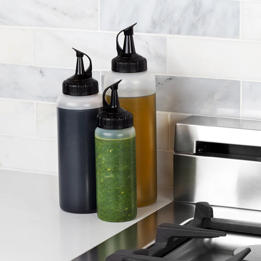Good Grips Chef's Squeeze Bottle 470ml - Image 7
