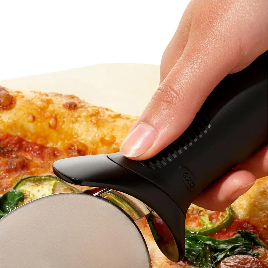 Good Grips Pizza Wheel 9cm - Black - Image 6