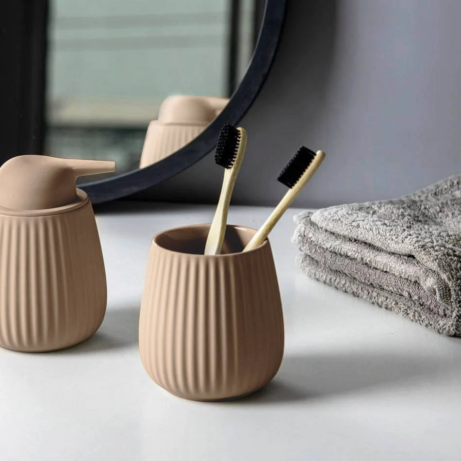 Groove Toothbrush Tumbler - Light Brown