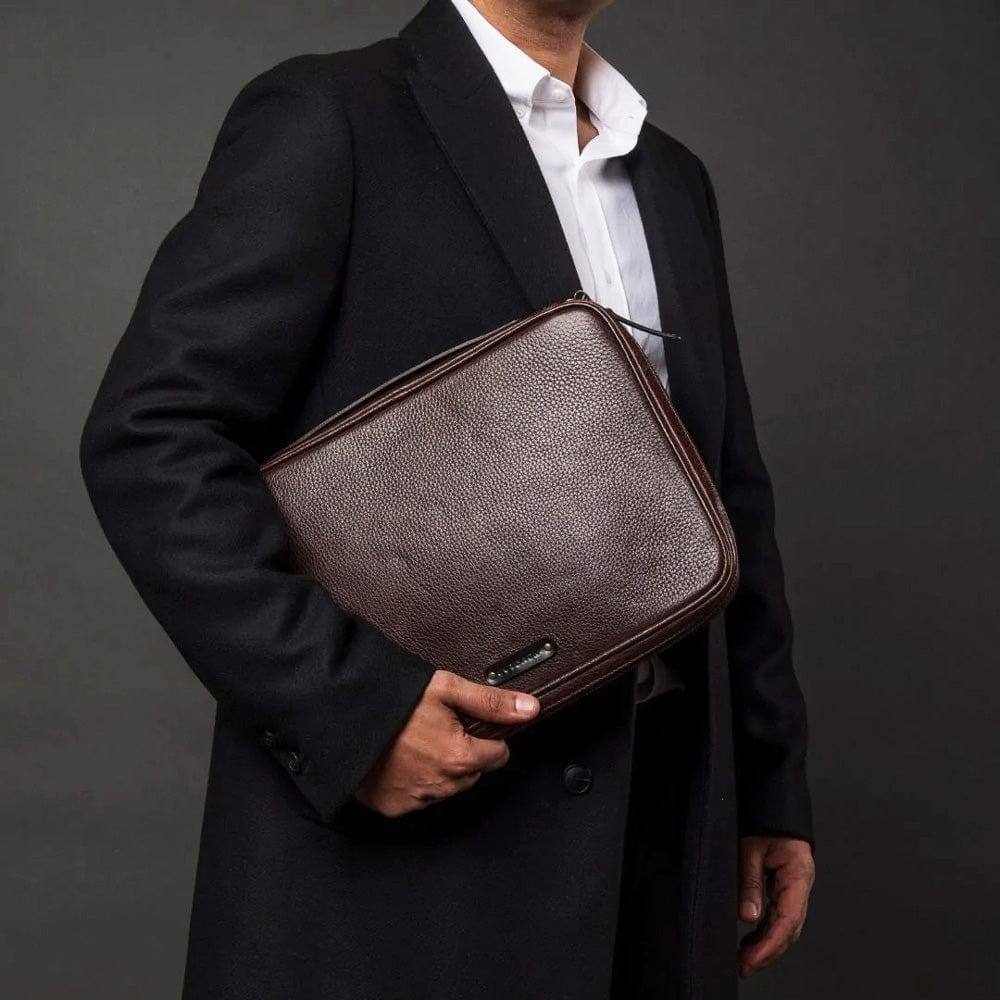 Harlem Laptop Folio for 14 Inch MacBook Pro - Brown - Image 5