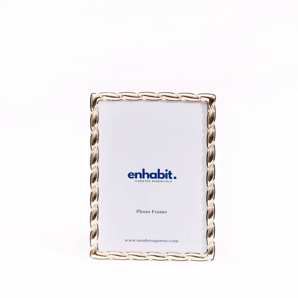 Helix Metal Photo Frame Large - Gold - Image 6