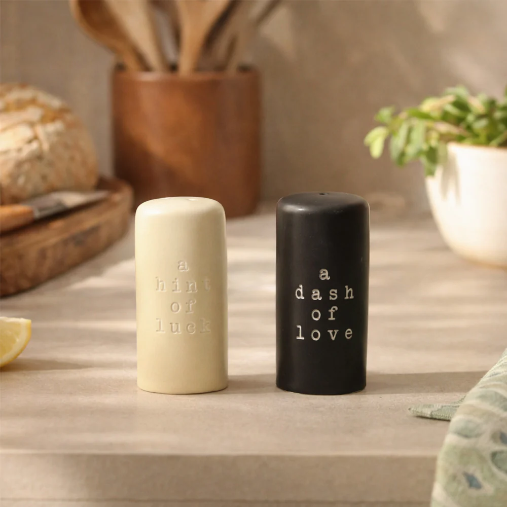 Hey! Salt and Pepper Shaker Set - Black & Beige - Image 6
