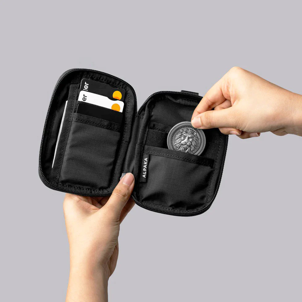 Hub Pouch V2 - Axoflux Black - Image 2