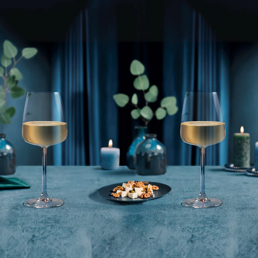 Indigo White Wine Glasses 310ml, Set of 4 - Image 5