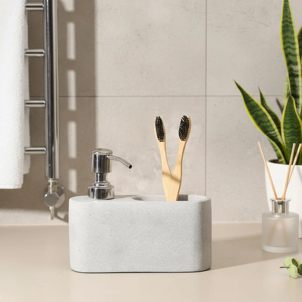 Jordan Dispenser & Tumbler - Light Grey - Image 3