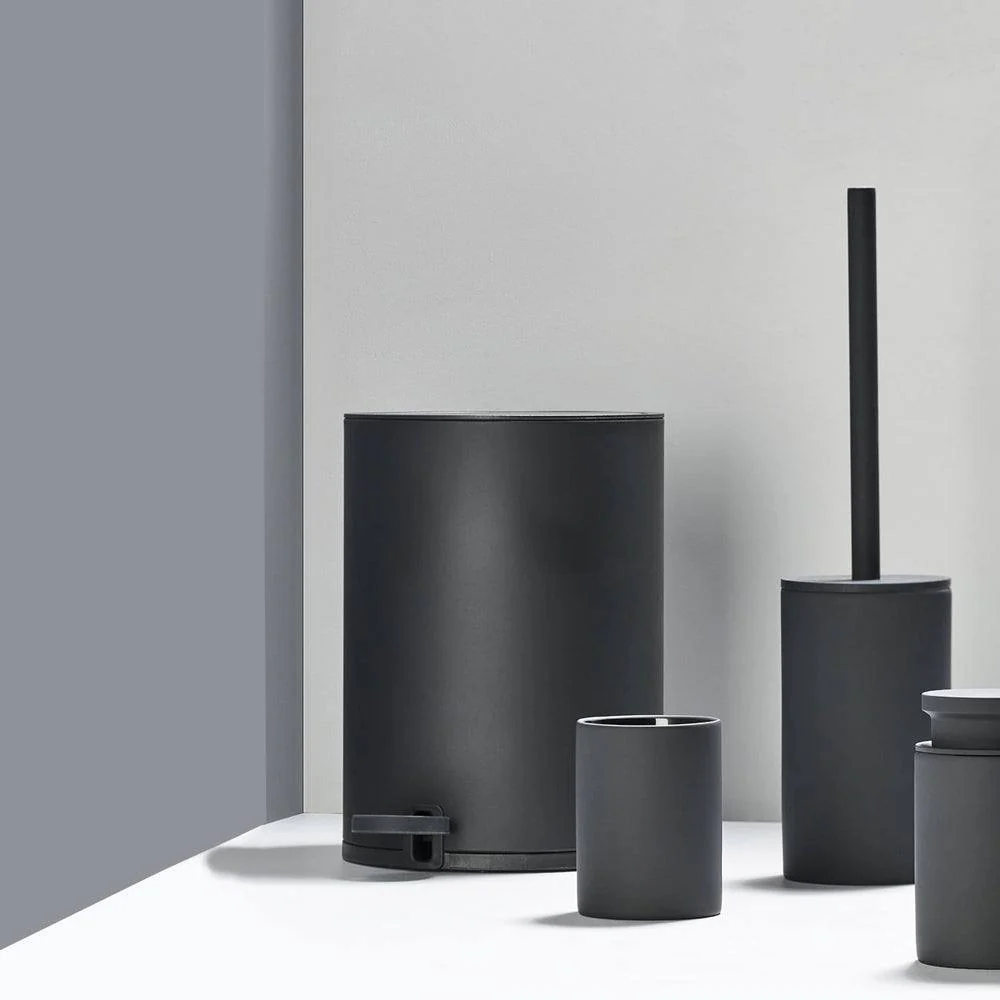 Karma Pedal Bin 3L - Black - Image 4