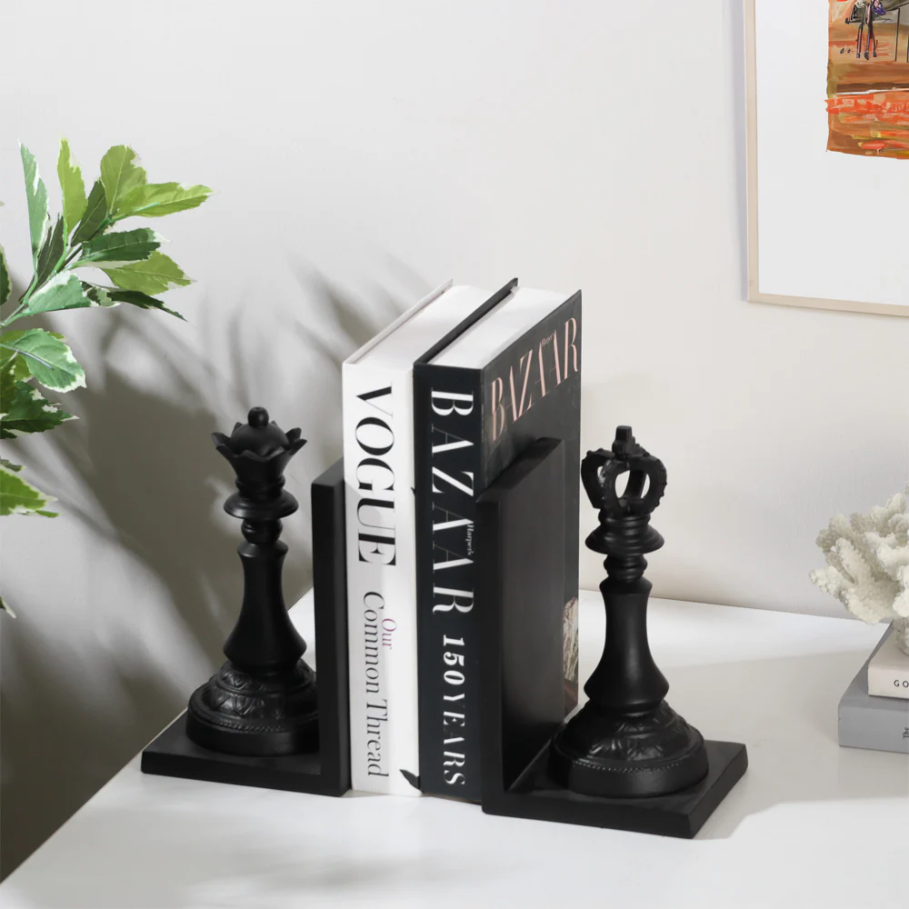 King and Queen Bookends, Set of 2 - Black - Image 2