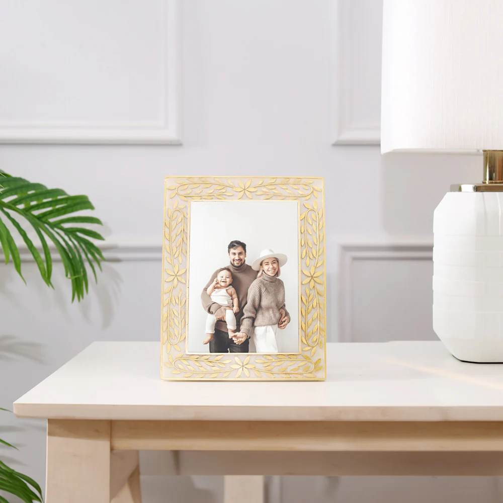 Laurel Photo Frame Large - Gold White - Image 11