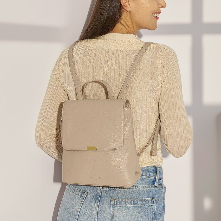 Lea Backpack 7L - Soft Tan