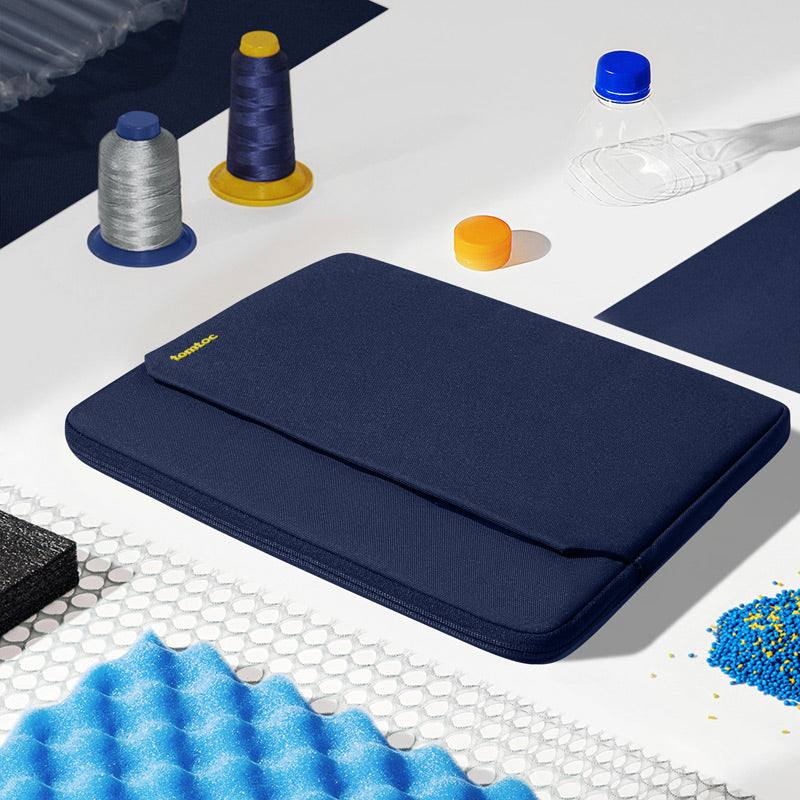 Light A18 Laptop Sleeve - Dark Blue 14 Inches - Image 9