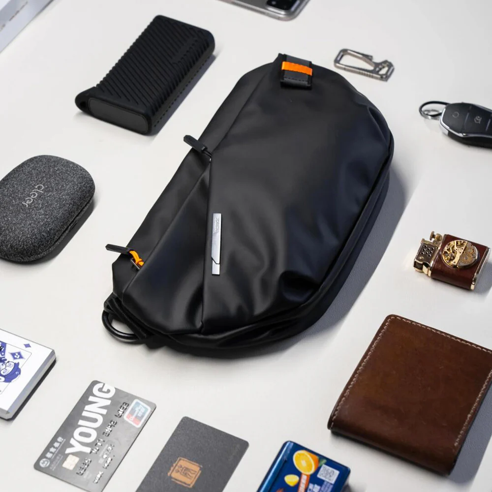Lightweight Sling Bag - Black - Image 4