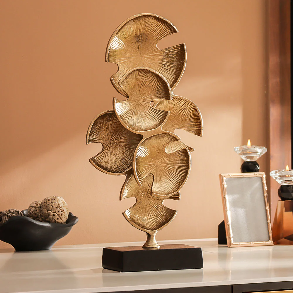 Lily Pad Metal Sculpture Large - Gold Black - Image 2