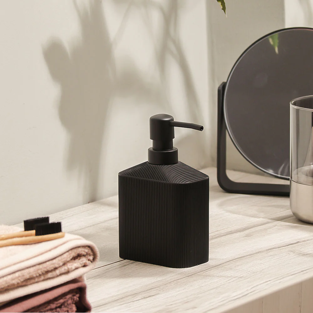 Lined Soap Dispenser - Black - Image 4