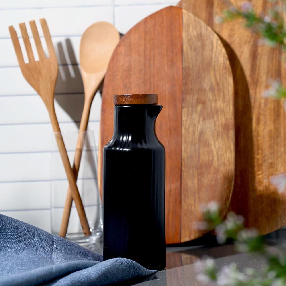 Lines Ceramic Oil Bottle - Black - Image 6