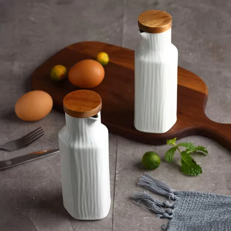 Lines Ceramic Oil Bottle - White - Image 3