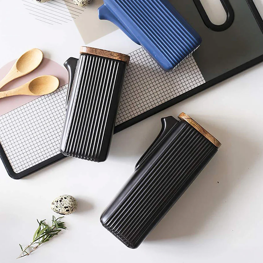 Lines Ceramic Oil & Vinegar Bottles with Tray - Black - Image 2