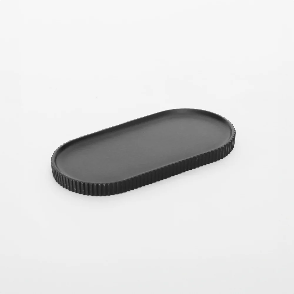 Lines Oval Tray - Black - Image 4