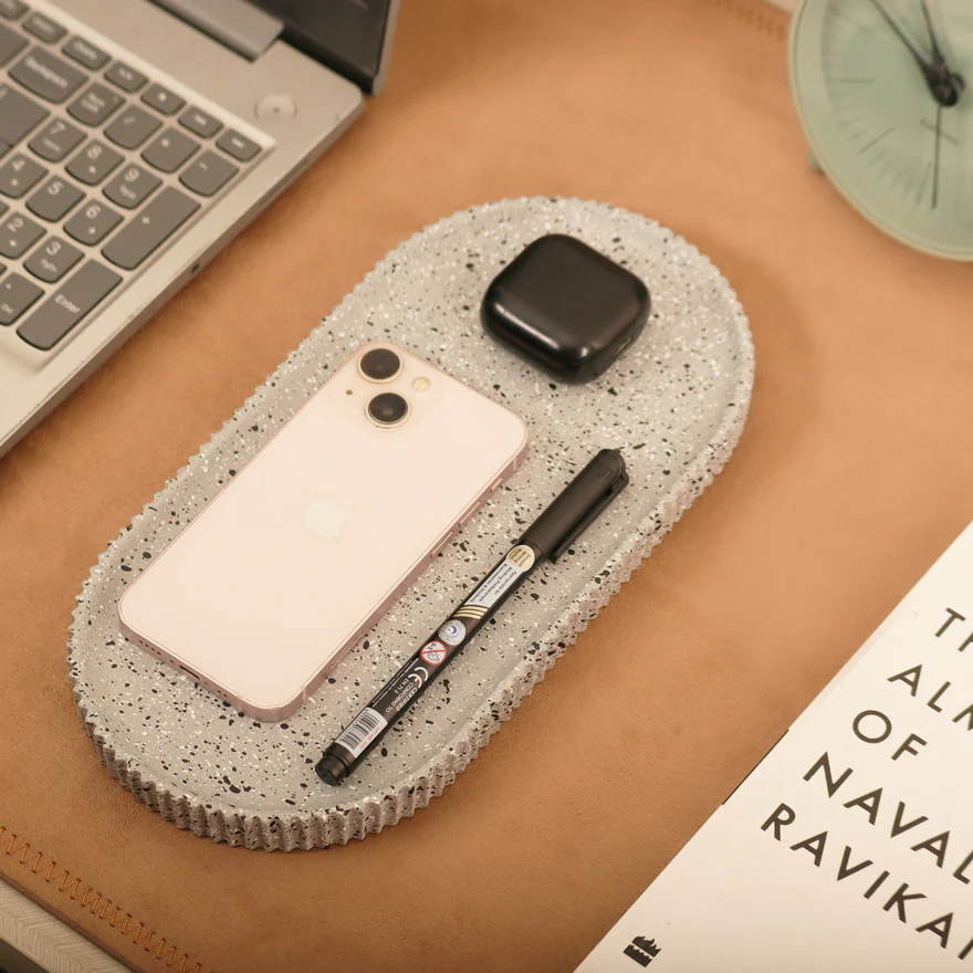 Lines Oval Tray - Speckled Grey - Image 2