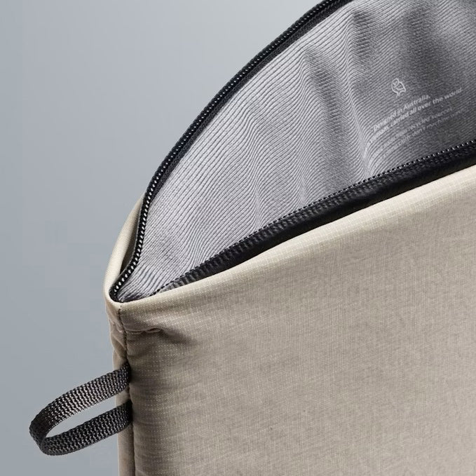 Lite Laptop Sleeve 16 inch - Ash - Image 5
